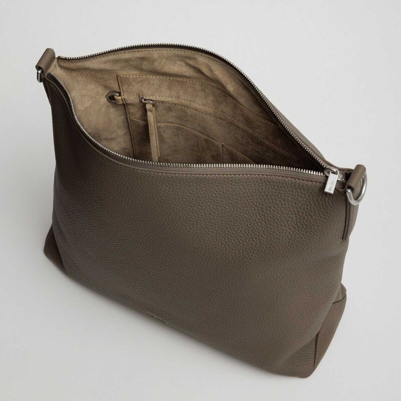 Yu Mei Braidy Bag image number 2